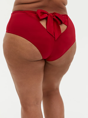 Illustrative example of plus size valentines underwear
